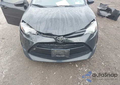 2017 Toyota Corolla Le z USA, uszkodzony, nr VIN 2T1BURHE7HC834740